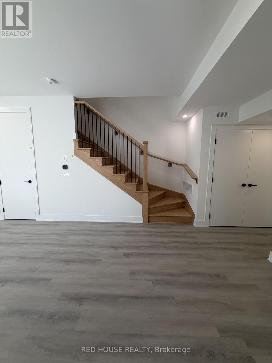 242 Ellis Avenue, St. Catharines, Ontario  L2P 0H2 - Photo 5 - X13838900