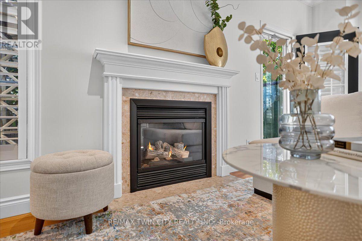 147 Reiber Court, Waterloo, Ontario  N2L 6N2 - Photo 25 - X13838956