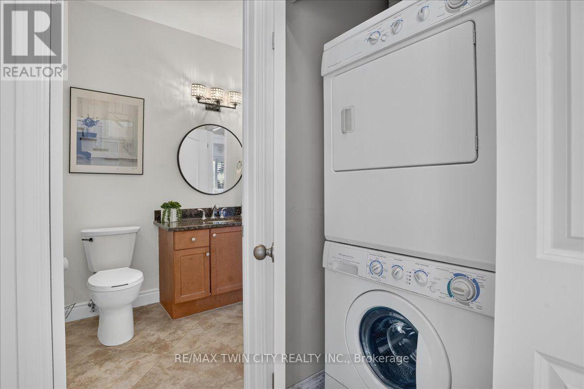 147 Reiber Court, Waterloo, Ontario  N2L 6N2 - Photo 33 - X13838956