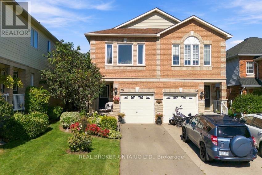 29 SLATER COURT, Hamilton, Ontario