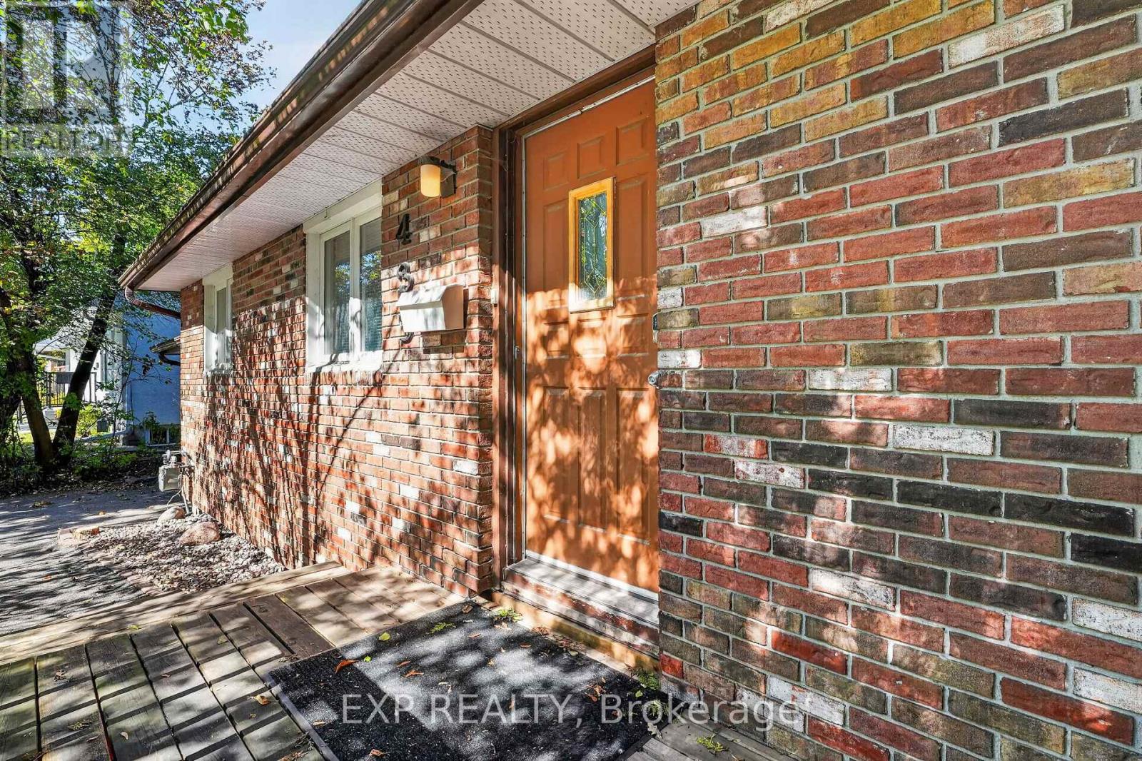 433 Pleasant Park Road, Ottawa, Ontario  K1H 5M9 - Photo 4 - X13837088