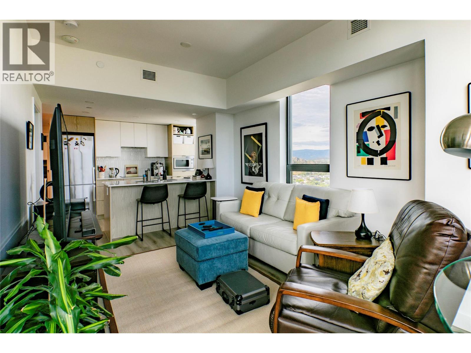 1488 Bertram Street Unit# 3005, Kelowna, British Columbia  V1Y 0M6 - Photo 3 - 10393721