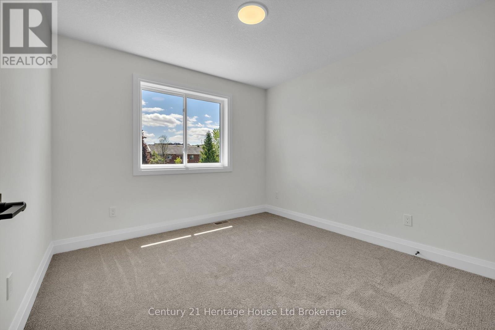 52 Park Row, Woodstock, Ontario  N4S 1V8 - Photo 18 - X13171354