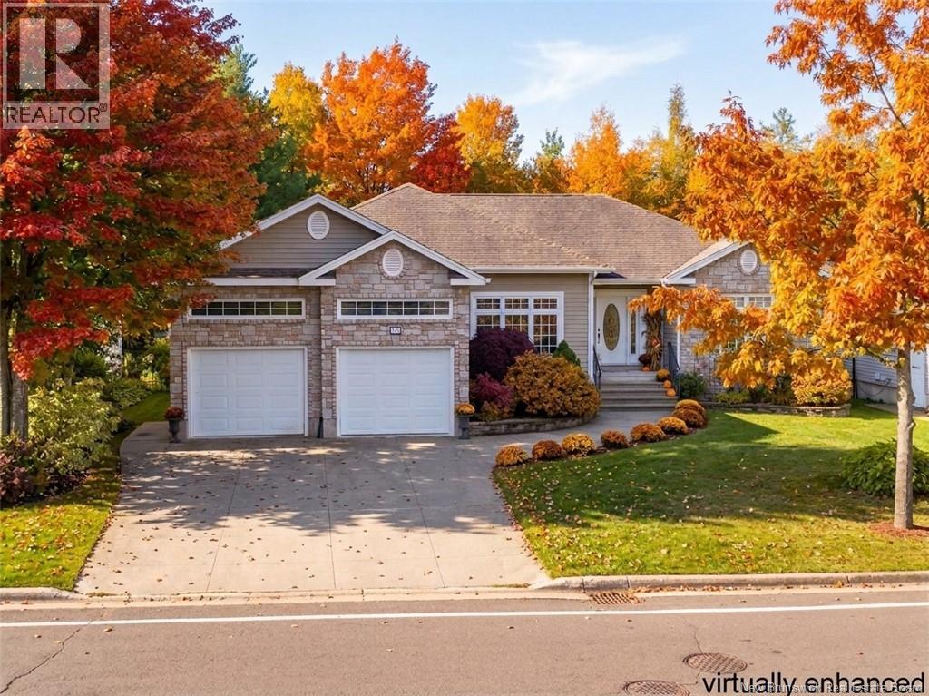 235 Summerhill Row, Fredericton, New Brunswick  E3A 0C5 - Photo 1 - NB142951