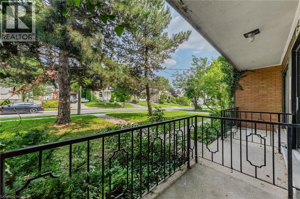 157 Ahrens Street W Unit# 4, Kitchener, Ontario  N2H 4C8 - Photo 25 - 40854872