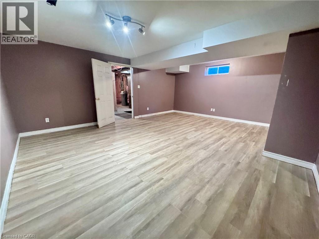 679 Karlsfeld Road, Waterloo, Ontario  N2T 2V3 - Photo 30 - 40857740