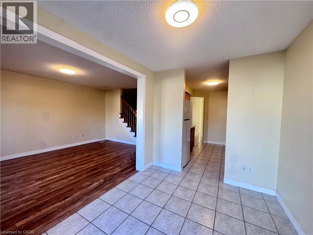 679 Karlsfeld Road, Waterloo, Ontario  N2T 2V3 - Photo 10 - 40857740