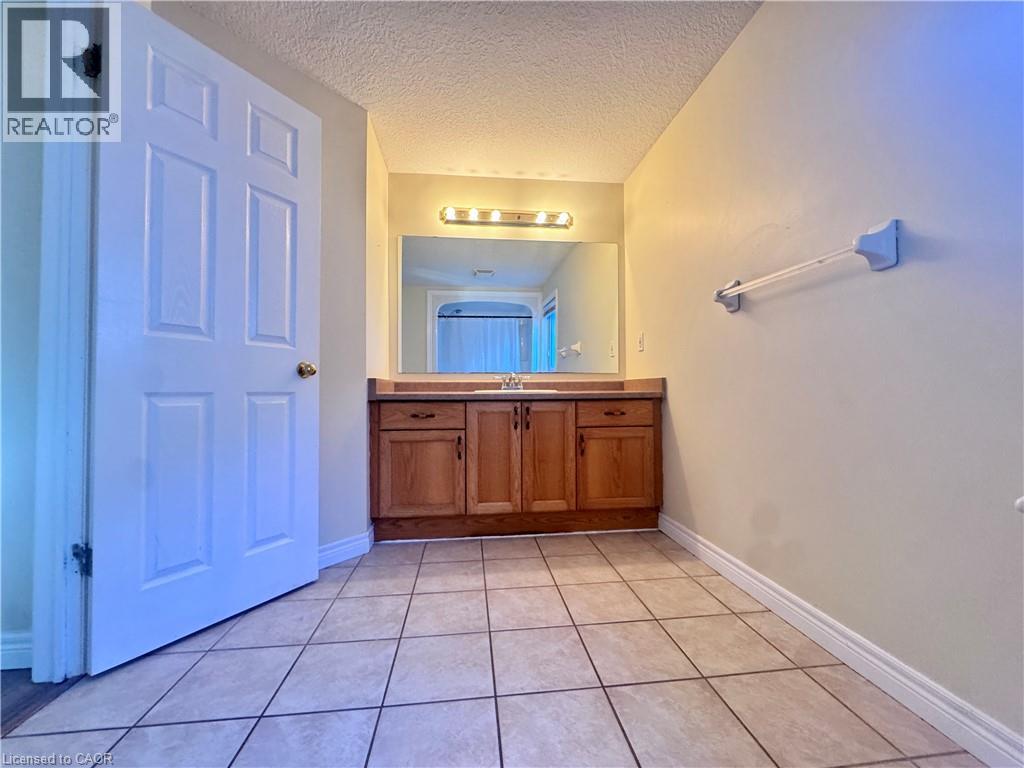 679 Karlsfeld Road, Waterloo, Ontario  N2T 2V3 - Photo 20 - 40857740