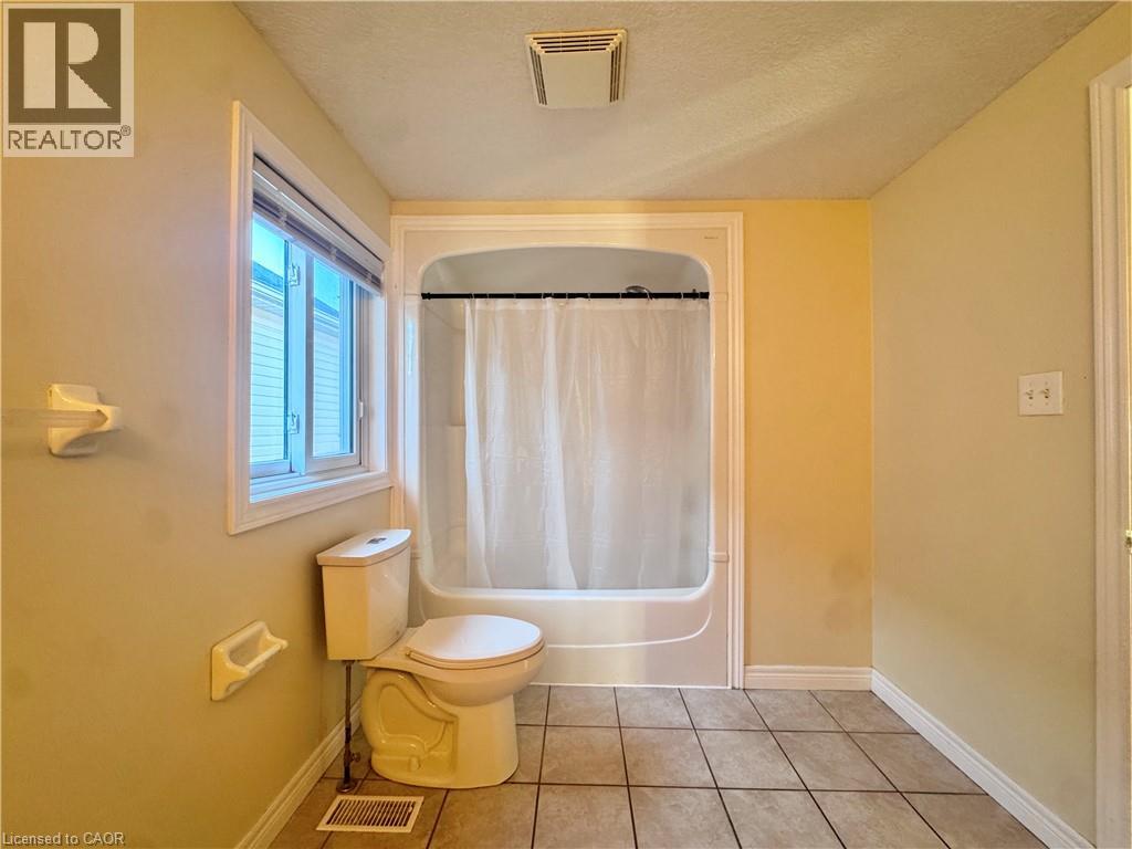 679 Karlsfeld Road, Waterloo, Ontario  N2T 2V3 - Photo 21 - 40857740