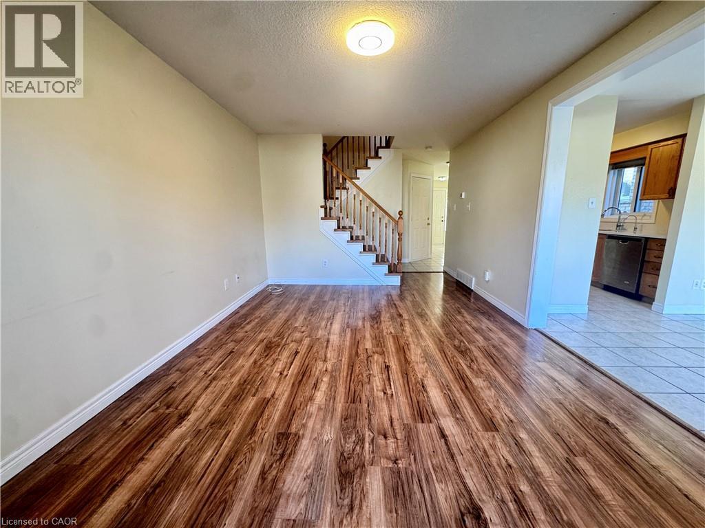679 Karlsfeld Road, Waterloo, Ontario  N2T 2V3 - Photo 12 - 40857740