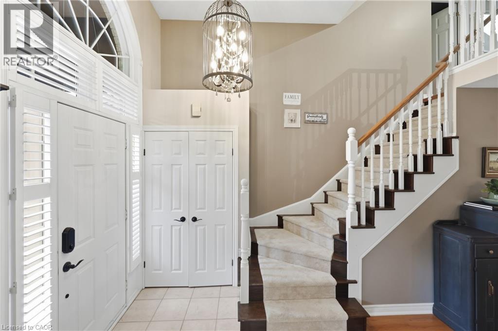 16 Red Haven Drive, Grimsby, Ontario  L3M 5J7 - Photo 5 - 40864070