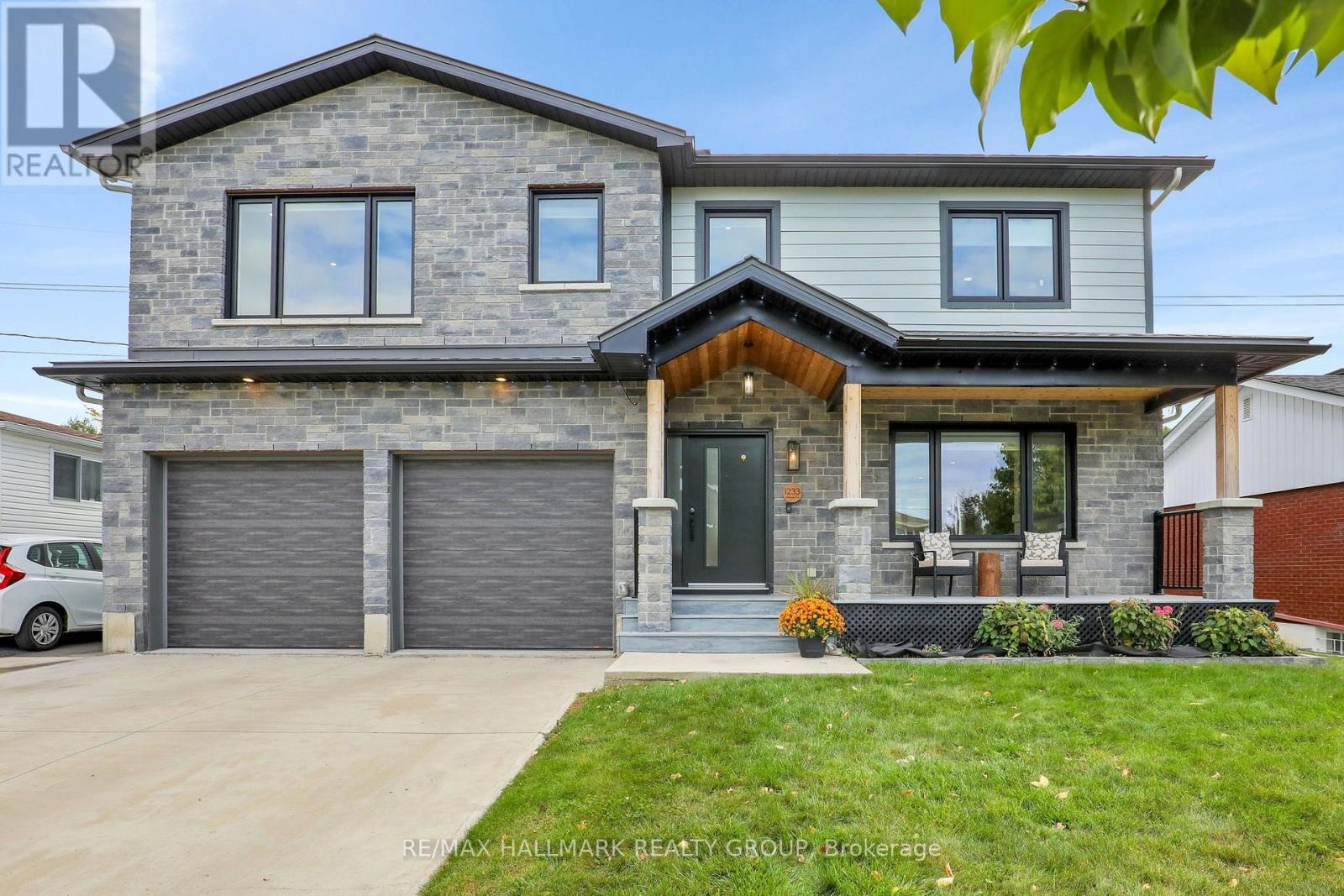 1233 WHITMORE AVENUE, Ottawa, Ontario