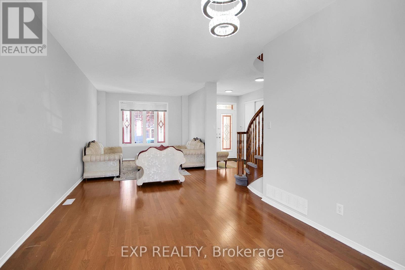 39 Greatwood Crescent, Ottawa, Ontario  K2G 6T6 - Photo 7 - X13839332