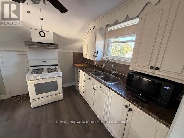 Upper - 12 West Street S, Thorold, Ontario  L2V 2R6 - Photo 10 - X13839312