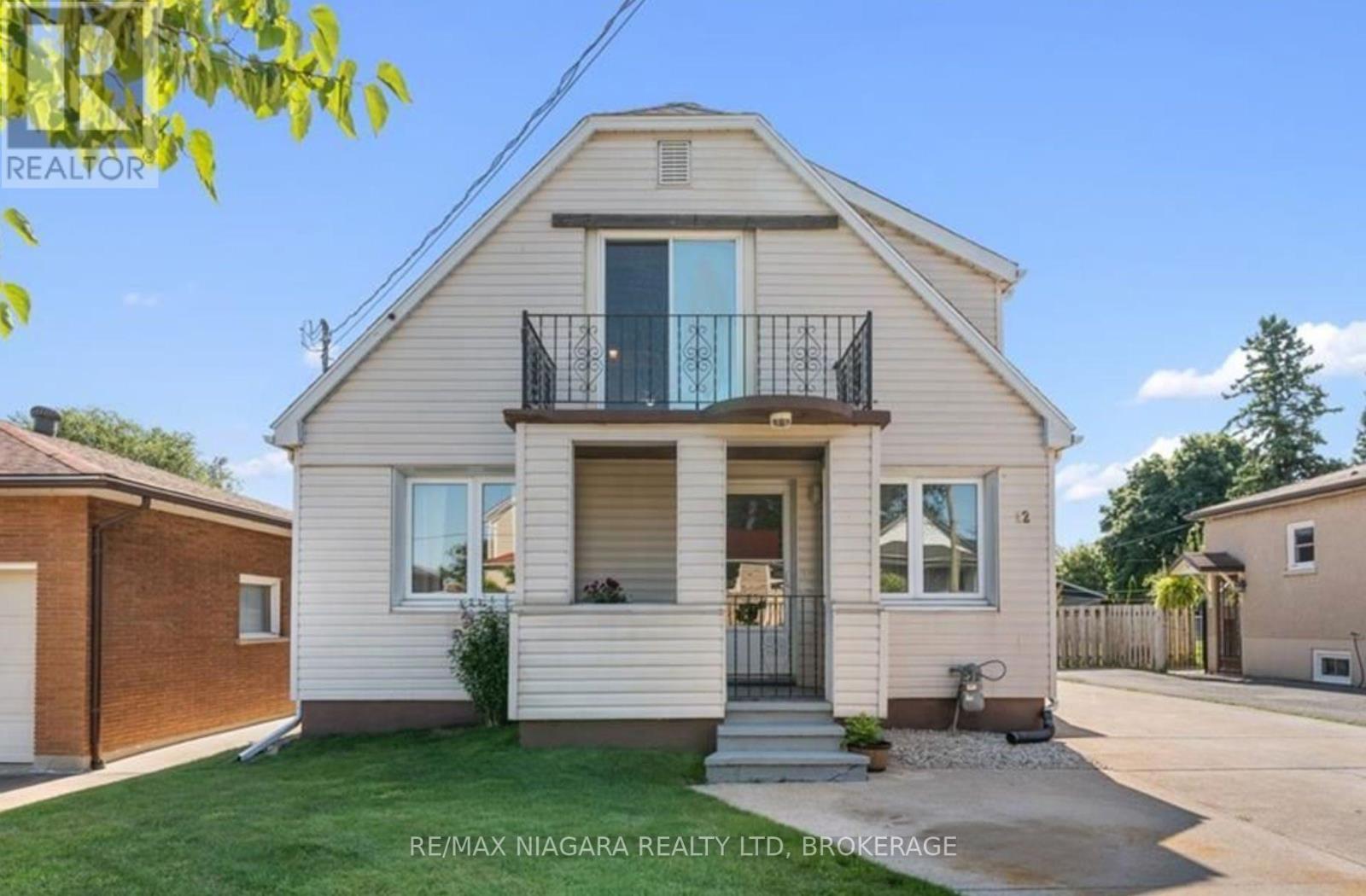 Upper - 12 West Street S, Thorold, Ontario  L2V 2R6 - Photo 2 - X13839312