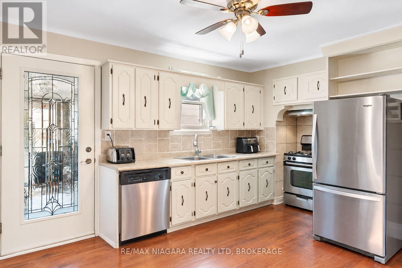 Main - 12 West Street S, Thorold, Ontario  L2V 2R6 - Photo 7 - X13839328