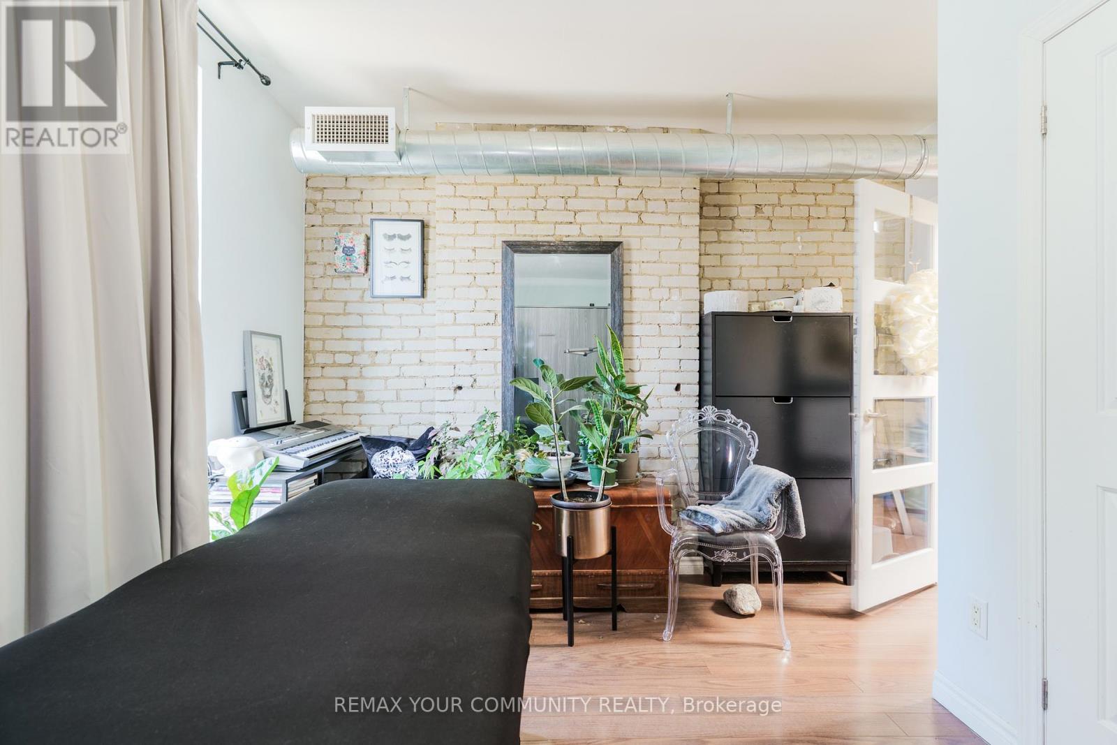 359 Roncesvalles Avenue, Toronto, Ontario  M6R 2M8 - Photo 26 - W13785392