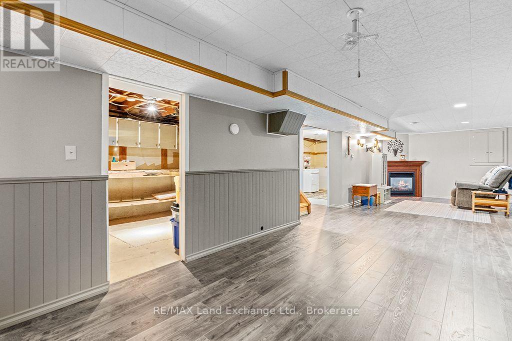 477 Ridge Street, Saugeen Shores, Ontario N0H 2C1 - Photo 25 - X13839274