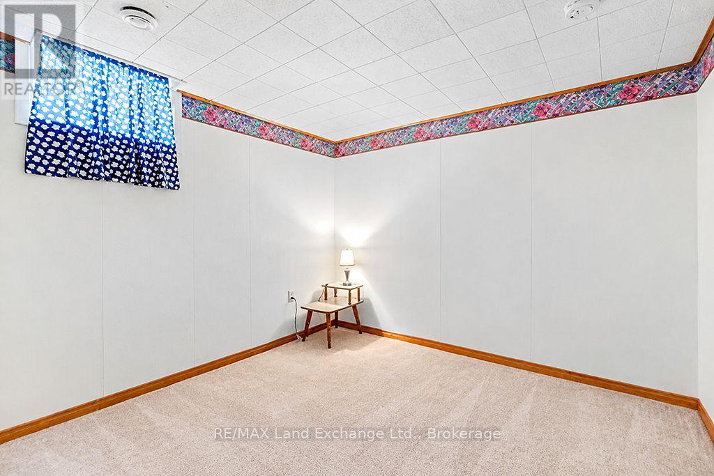 477 Ridge Street, Saugeen Shores, Ontario N0H 2C1 - Photo 26 - X13839274