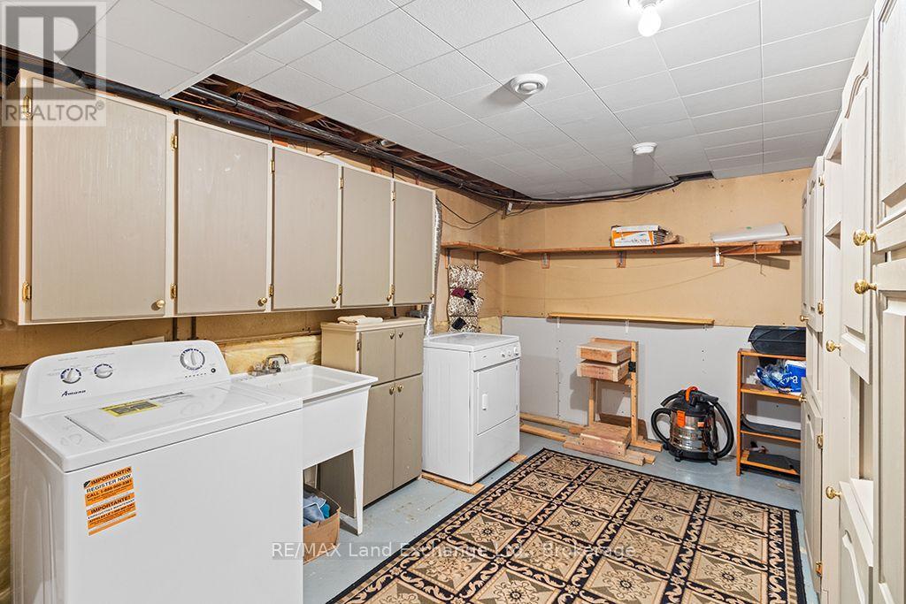 477 Ridge Street, Saugeen Shores, Ontario N0H 2C1 - Photo 31 - X13839274