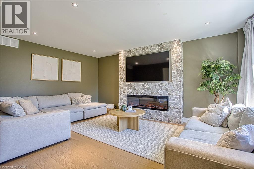 43 Spadara Drive, Hamilton, Ontario  L9B 2K3 - Photo 17 - 40865274