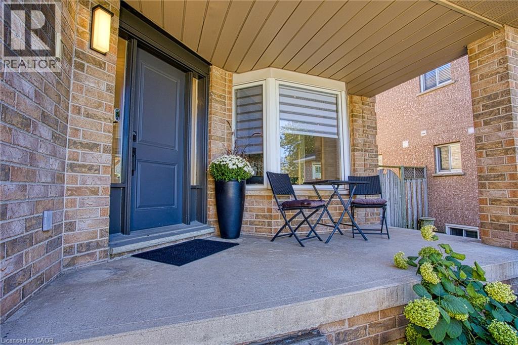 43 Spadara Drive, Hamilton, Ontario  L9B 2K3 - Photo 3 - 40865274