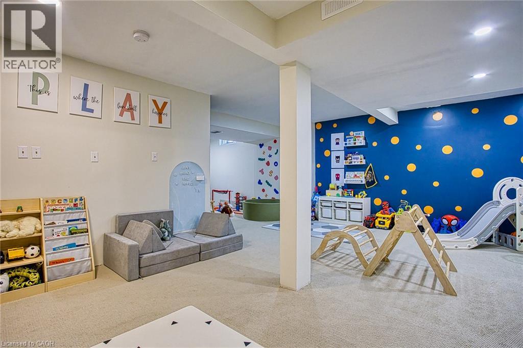 43 Spadara Drive, Hamilton, Ontario  L9B 2K3 - Photo 32 - 40865274