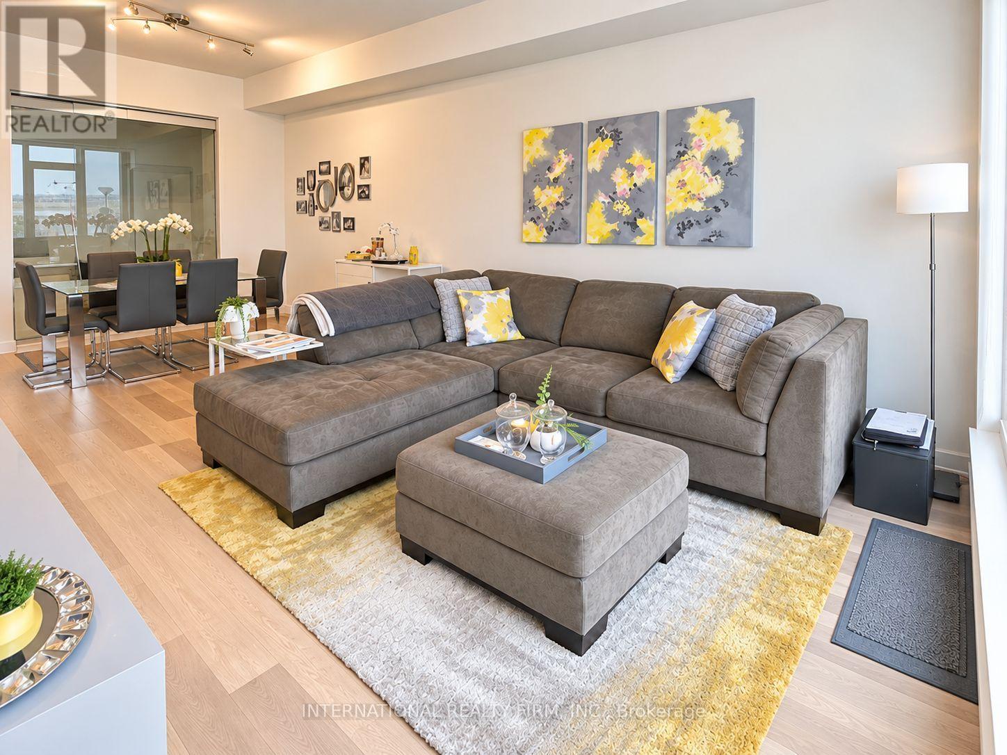 203 - 1603 Eglinton Avenue W, Toronto, Ontario  M6E 0A1 - Photo 3 - C13839250