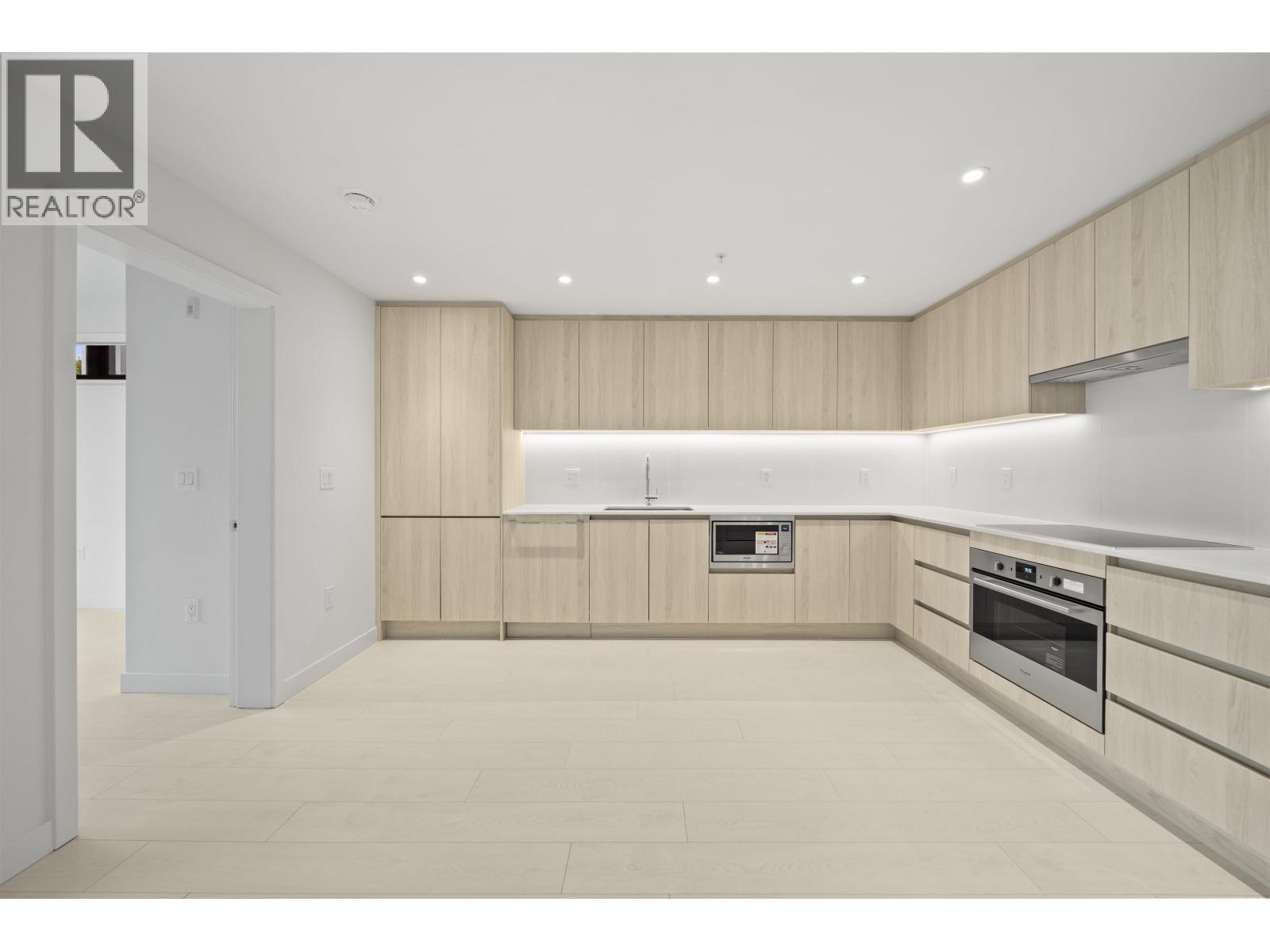 111 4928 Quebec Street, Vancouver, British Columbia V5W 0G6 - Photo 3 - R3161573