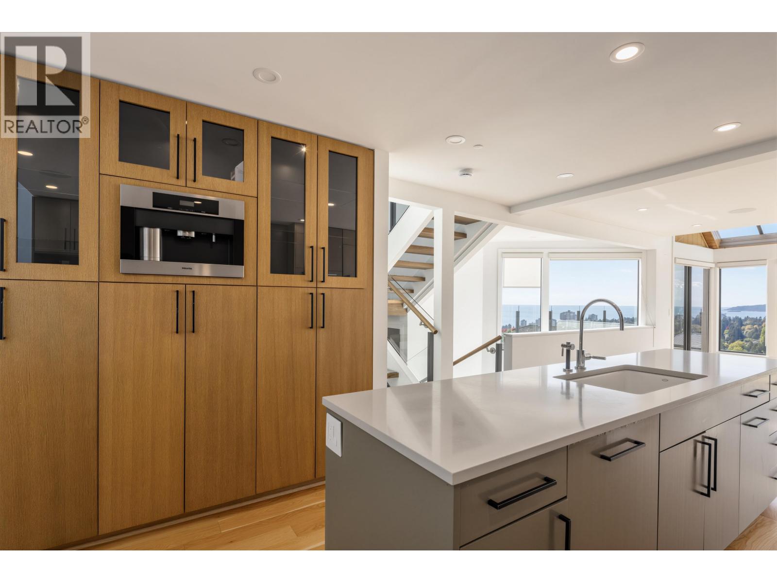 975 Aubeneau Crescent, West Vancouver, British Columbia  V7T 1T4 - Photo 16 - R3170085