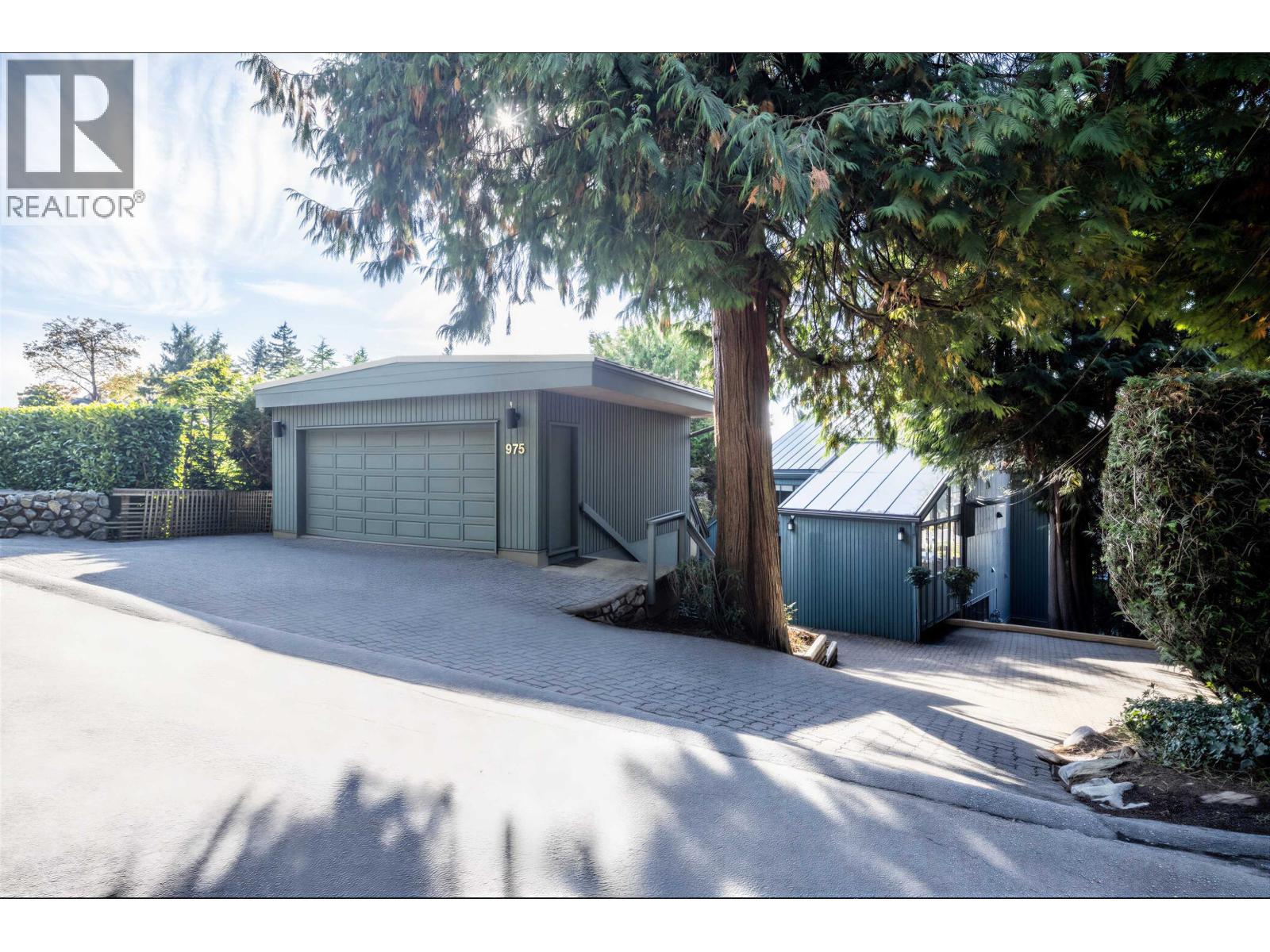 975 Aubeneau Crescent, West Vancouver, British Columbia  V7T 1T4 - Photo 38 - R3170085