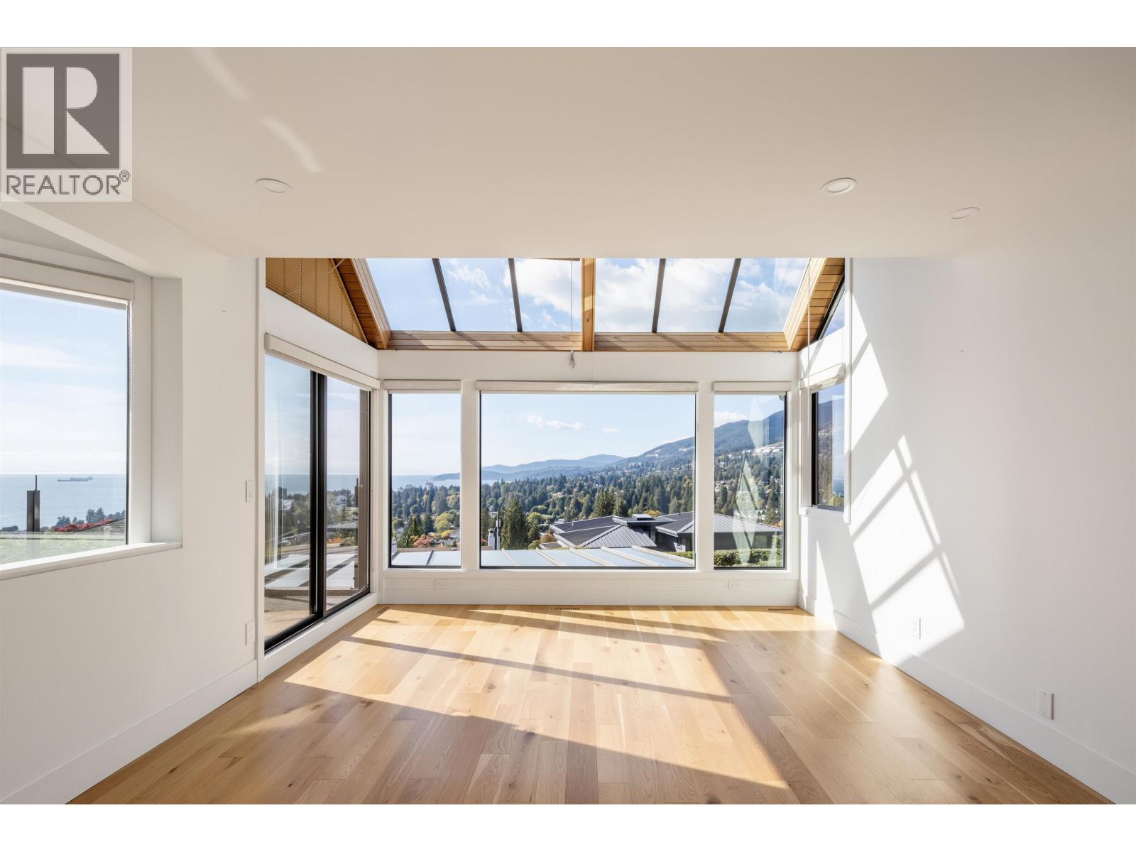 975 Aubeneau Crescent, West Vancouver, British Columbia  V7T 1T4 - Photo 7 - R3170085