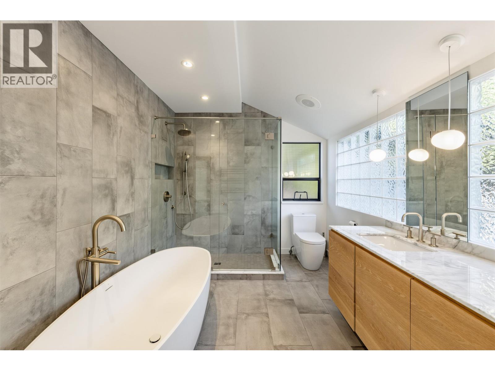 975 Aubeneau Crescent, West Vancouver, British Columbia  V7T 1T4 - Photo 20 - R3170085