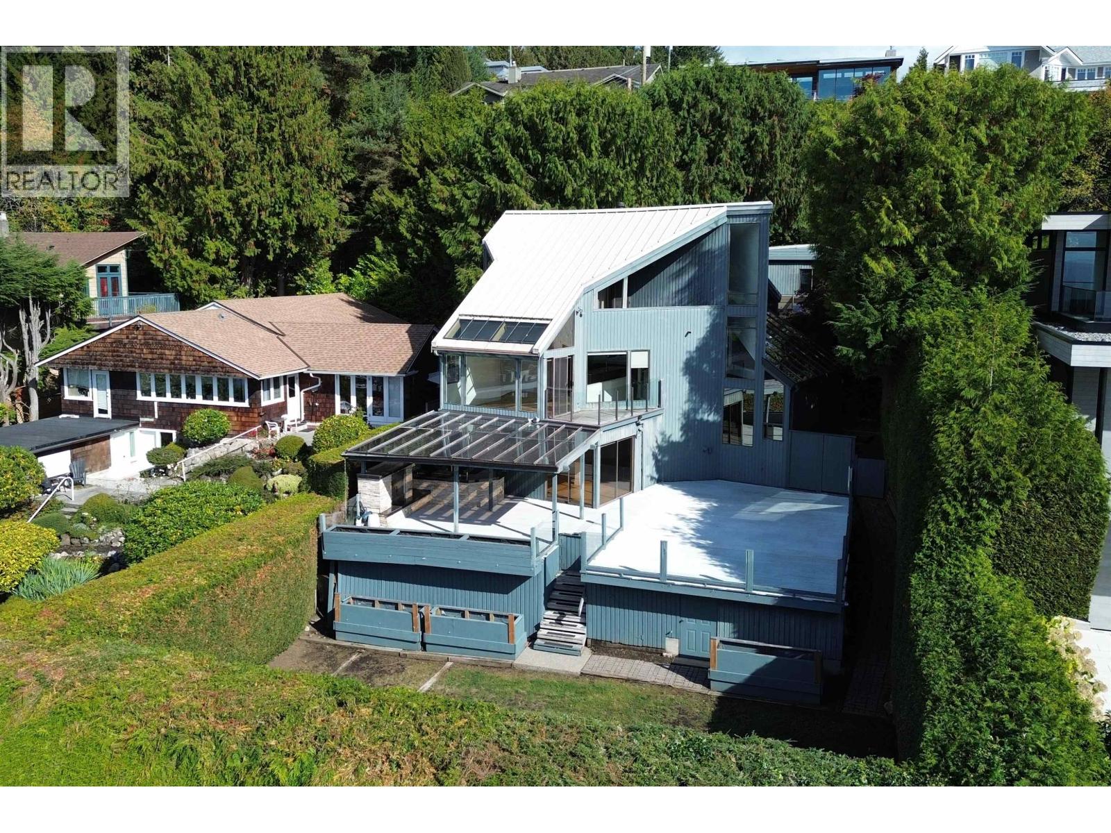 975 Aubeneau Crescent, West Vancouver, British Columbia  V7T 1T4 - Photo 35 - R3170085