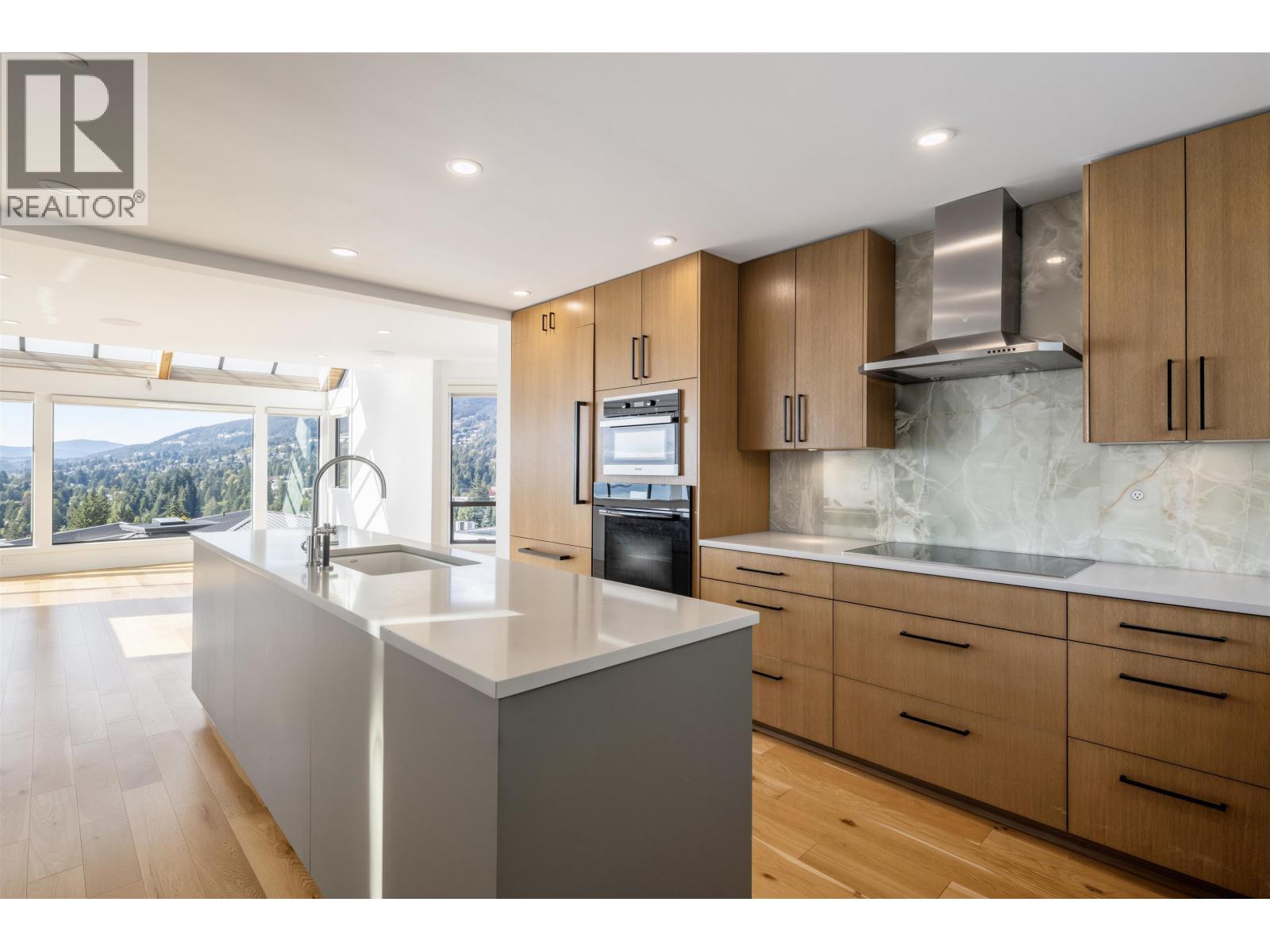 975 Aubeneau Crescent, West Vancouver, British Columbia  V7T 1T4 - Photo 9 - R3170085