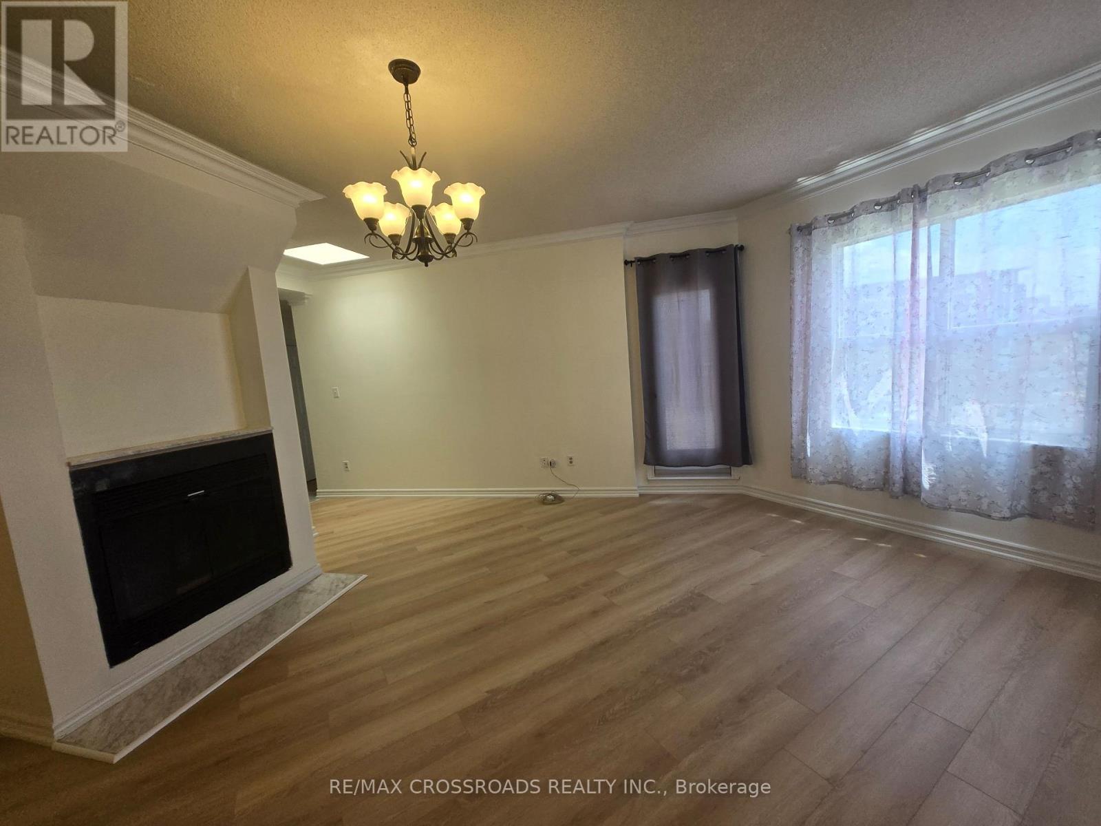 Ph02 - 9 Chalmers Road, Richmond Hill (Doncrest), Ontario  L4B 3N3 - Photo 5 - N13839310