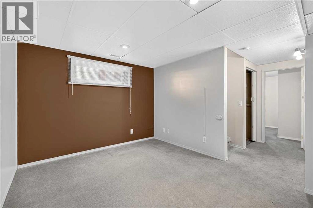 155 Tarington Green NE