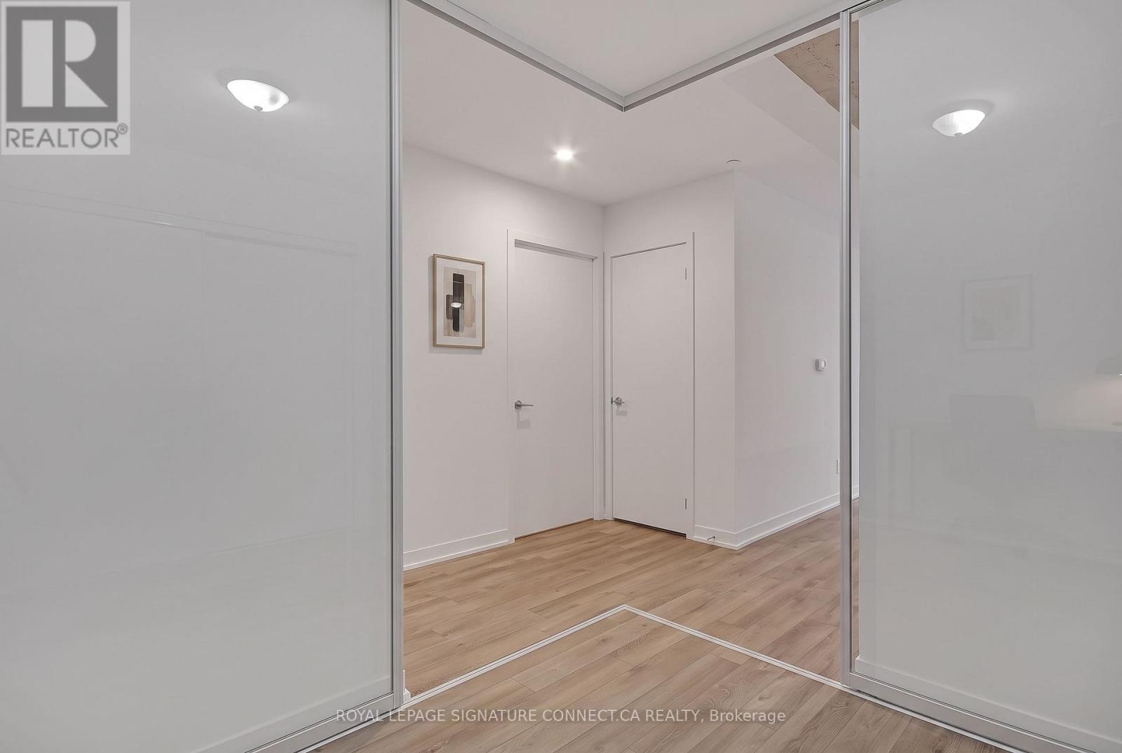 410 - 1808 St Clair Avenue, Toronto, Ontario  M6N 0C1 - Photo 12 - W13839240