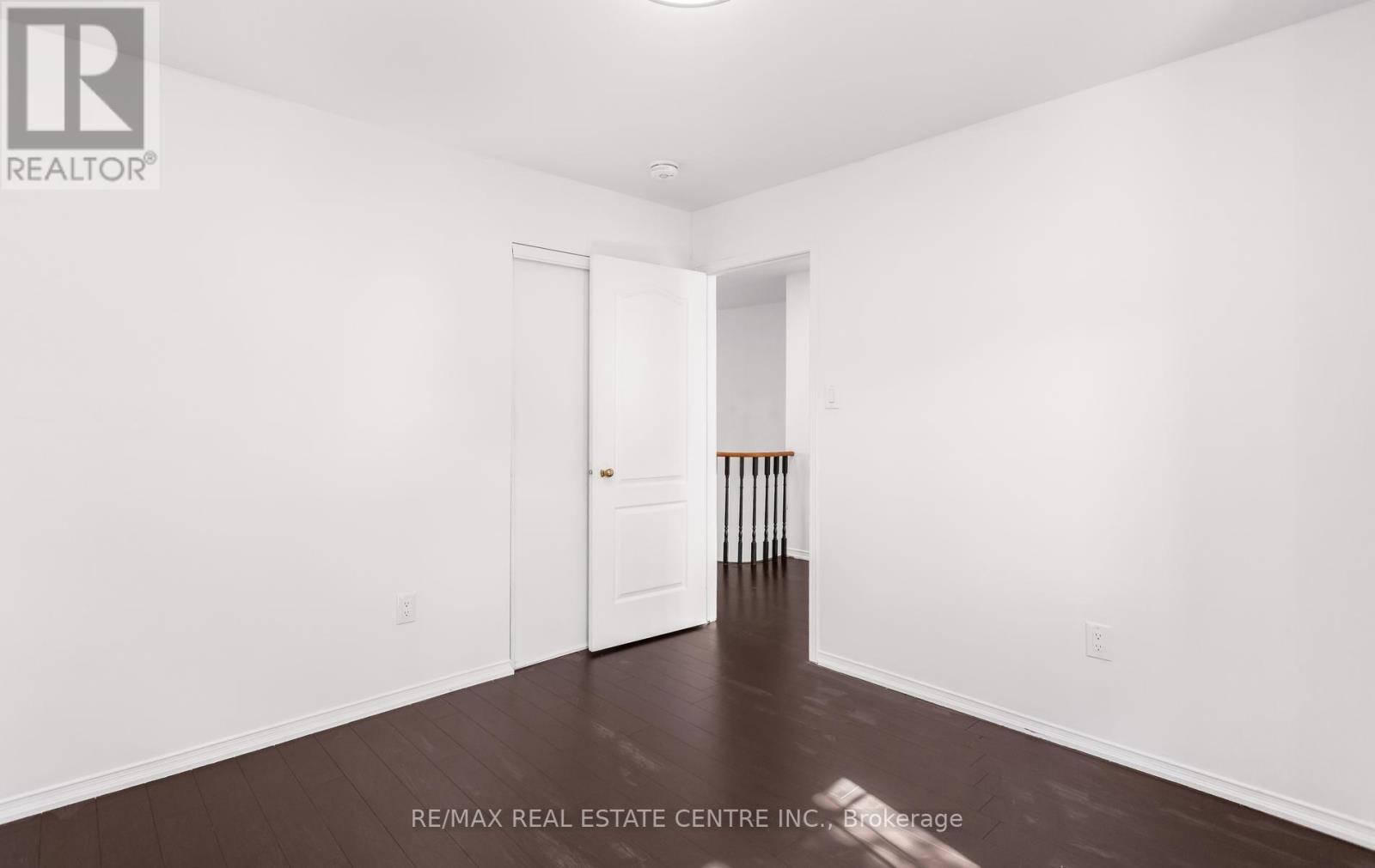 Upper - 2874 Gardenview Crescent, Mississauga, Ontario  L5M 5T4 - Photo 39 - W13839268