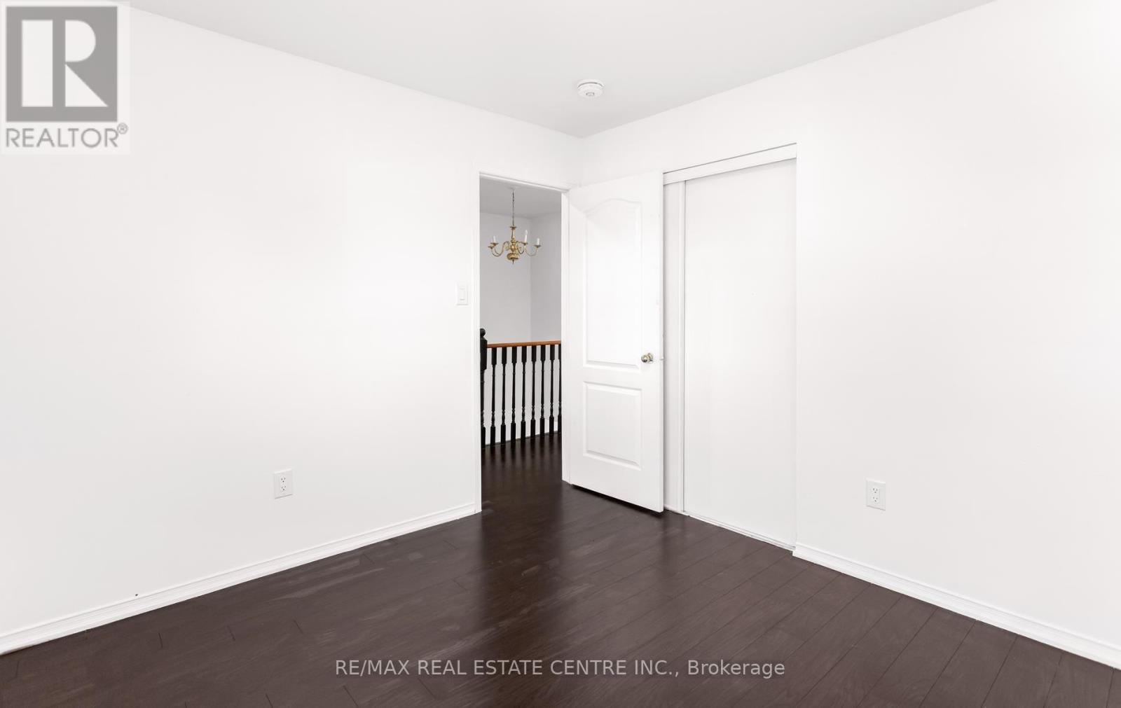 Upper - 2874 Gardenview Crescent, Mississauga, Ontario  L5M 5T4 - Photo 41 - W13839268