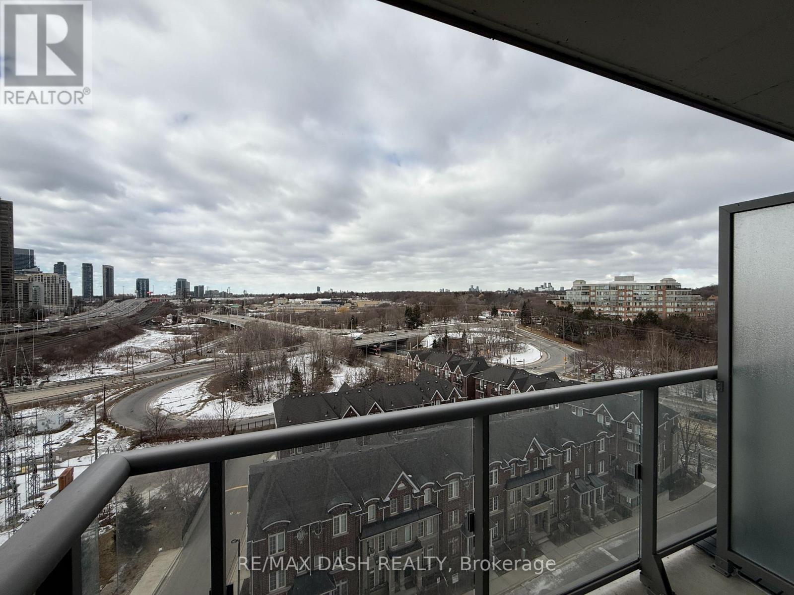 909 - 105 The Queensway Avenue, Toronto, Ontario  M6S 5B5 - Photo 19 - W13839294