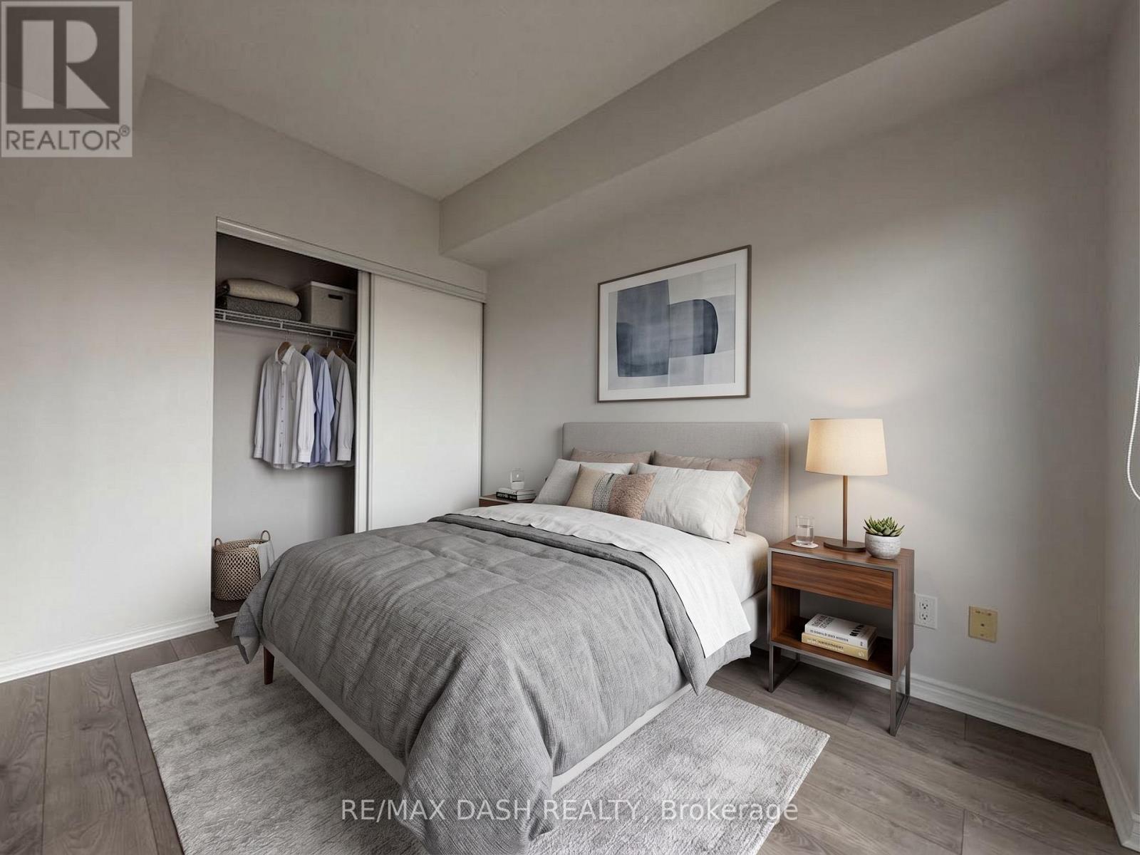 909 - 105 The Queensway Avenue, Toronto, Ontario  M6S 5B5 - Photo 2 - W13839294