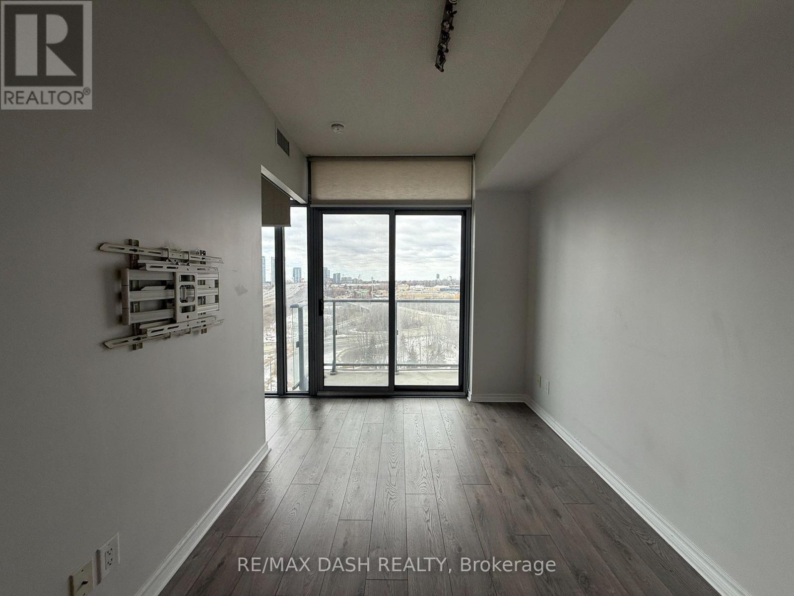 909 - 105 The Queensway Avenue, Toronto, Ontario  M6S 5B5 - Photo 21 - W13839294
