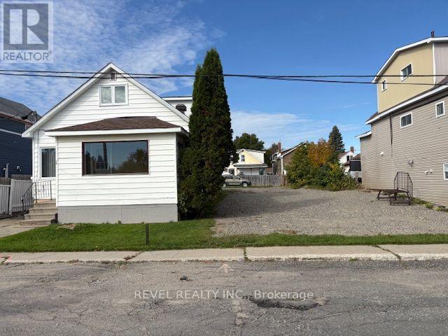 26 & 28 Battochio Street, Timmins, Ontario  P0N 1G0 - Photo 34 - T13838254