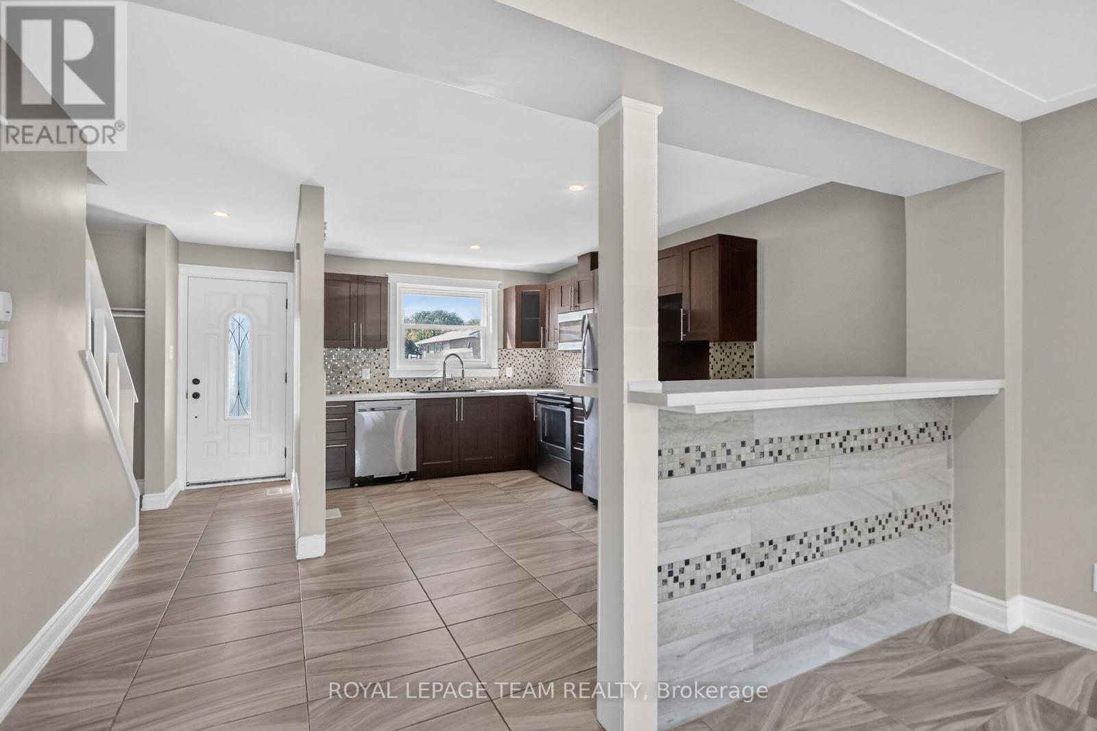 97 Doane Street, Ottawa, Ontario  K2B 6G7 - Photo 12 - X13837380