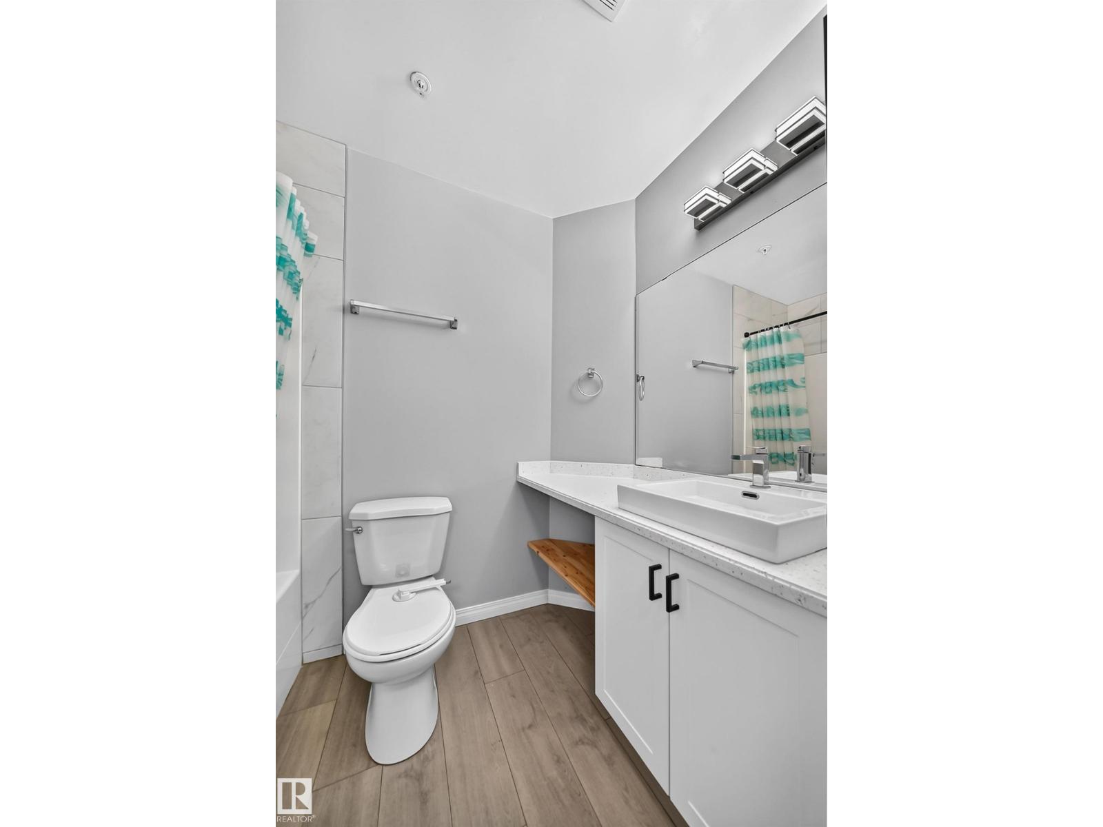 #112 11325 83 ST NW