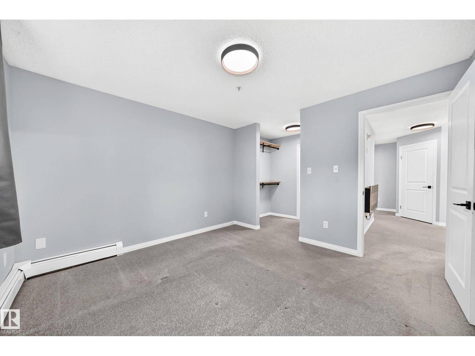 #112 11325 83 ST NW