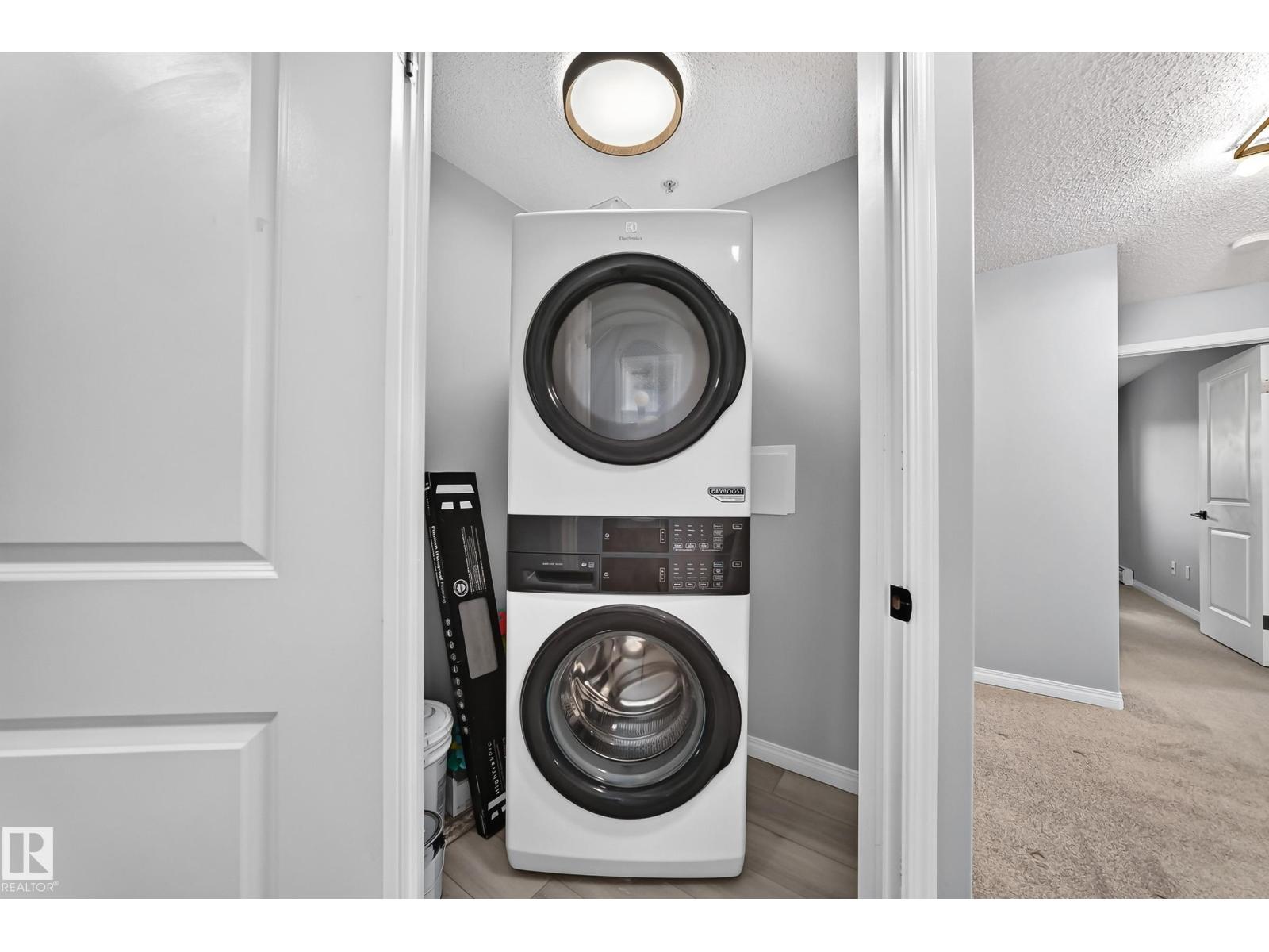 #112 11325 83 ST NW