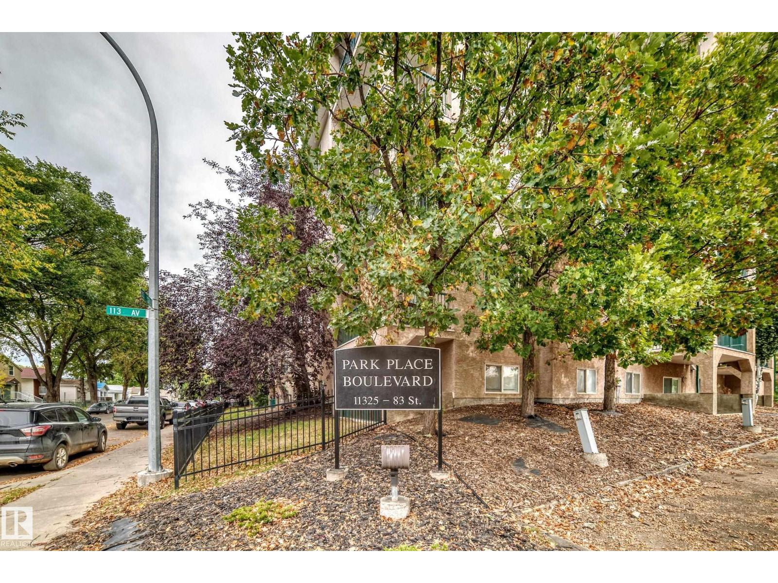 #112 11325 83 ST NW