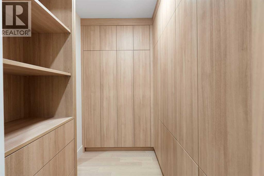 3322 42 Street SW